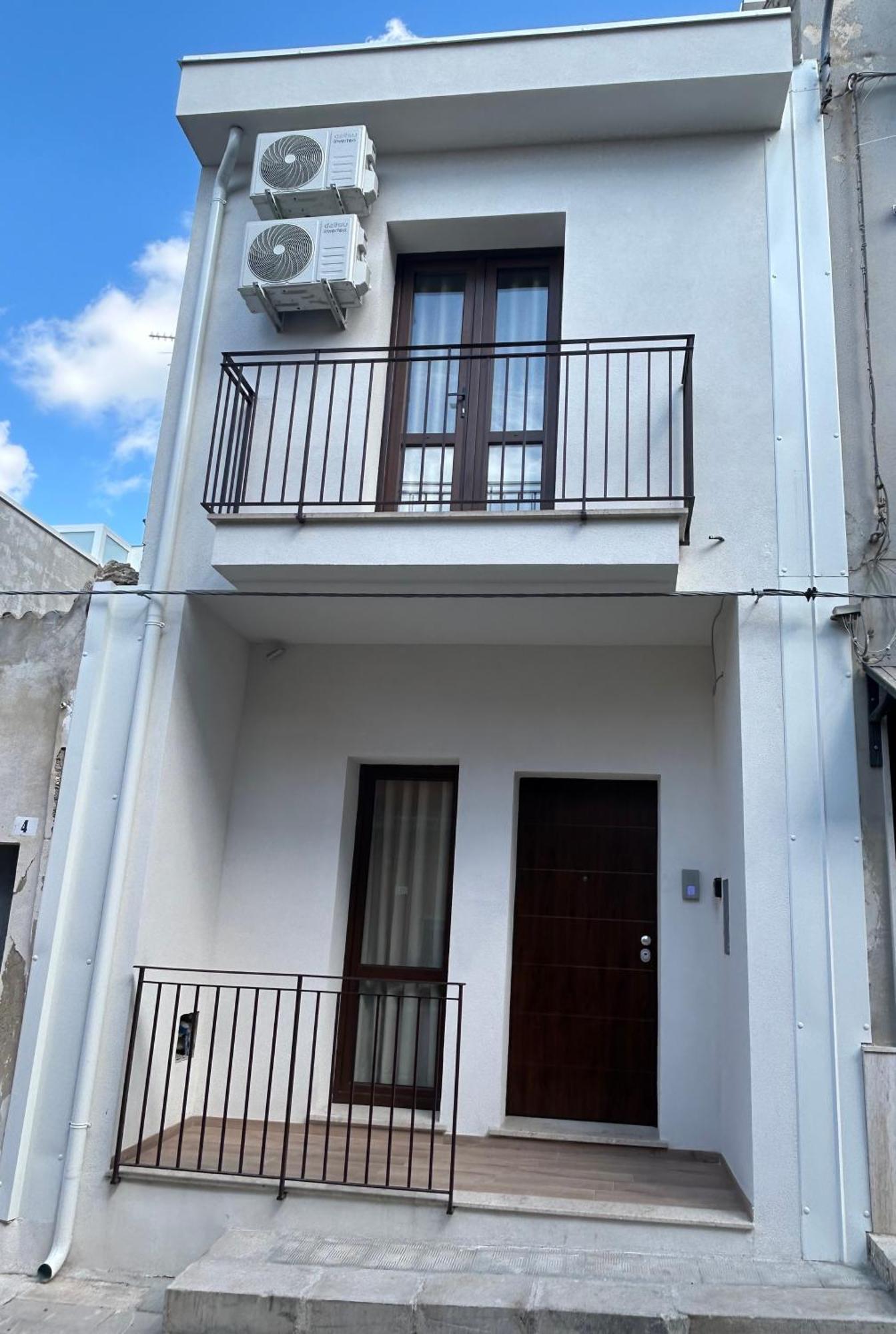 Apartamento Casa Leonardo Comiso Exterior foto